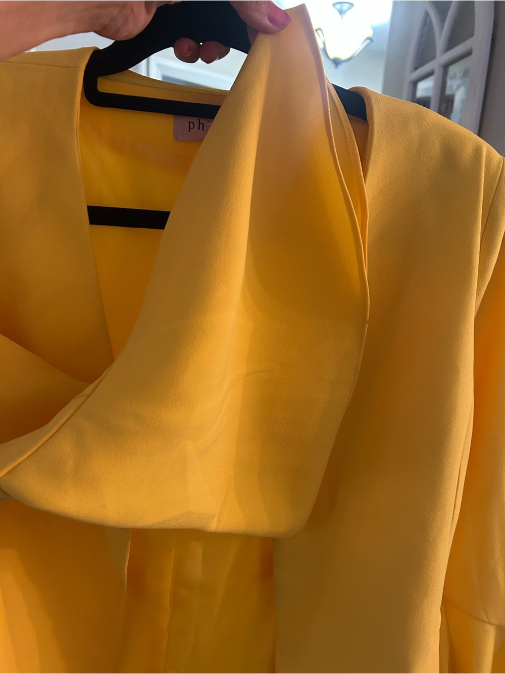 Philosophy by Republic Clothing Yellow Bell Sleeve Blazer | Size 2 - Picture 6 of 11